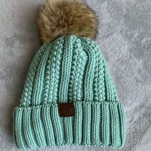 tealish blue beanie!